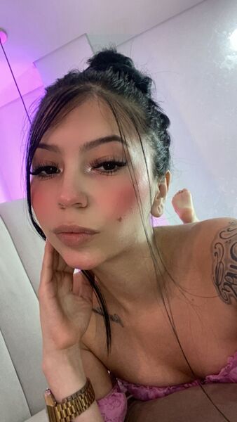 Interprète chlooelittle Photo 4