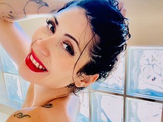 Imagen de perfil de modelo de cámara web de desiredescape