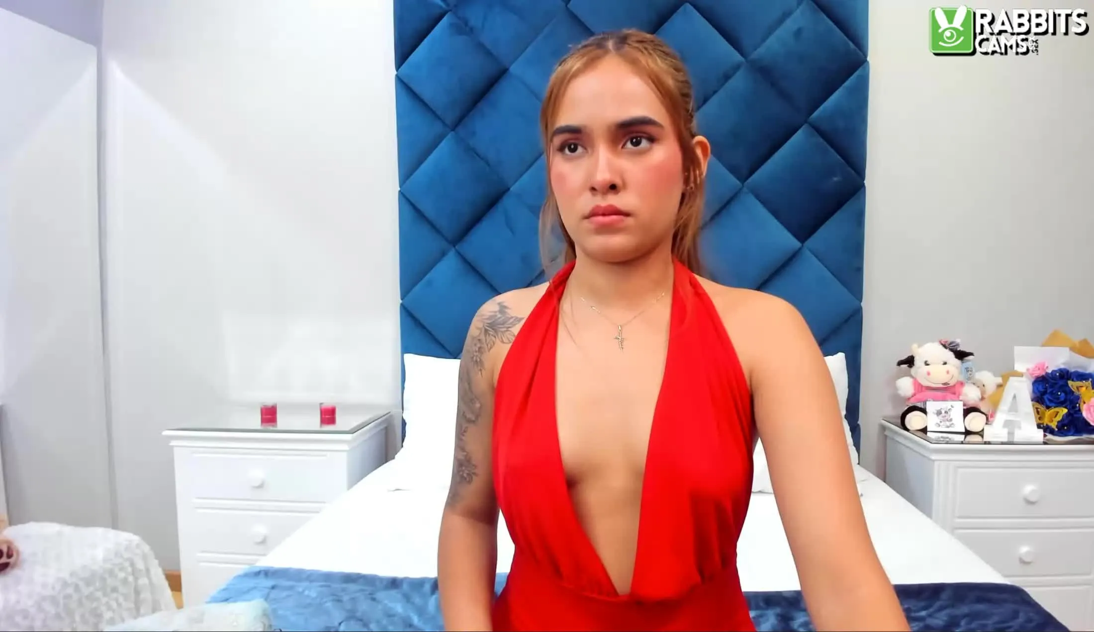 Utøver AmelyaWood Video 1