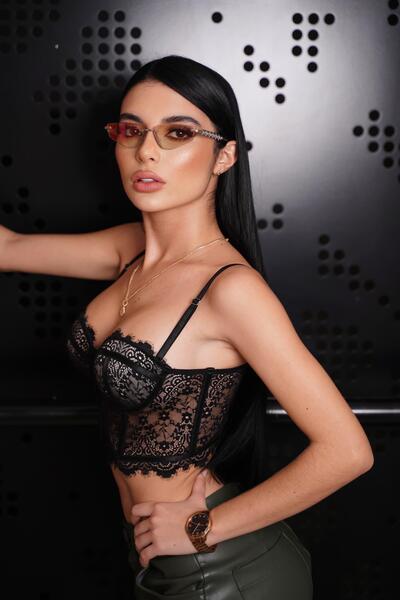 Performer Meggan_Sweet Photo 11