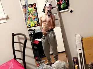 Profilbilde av Giovanni0320 webkamera modell