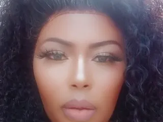 MYHOLESPLEASURE cam model profile picture