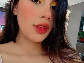 Imagen de perfil de modelo de cámara web de moon_lovee