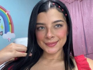 ZugeyLove cam model profile picture 