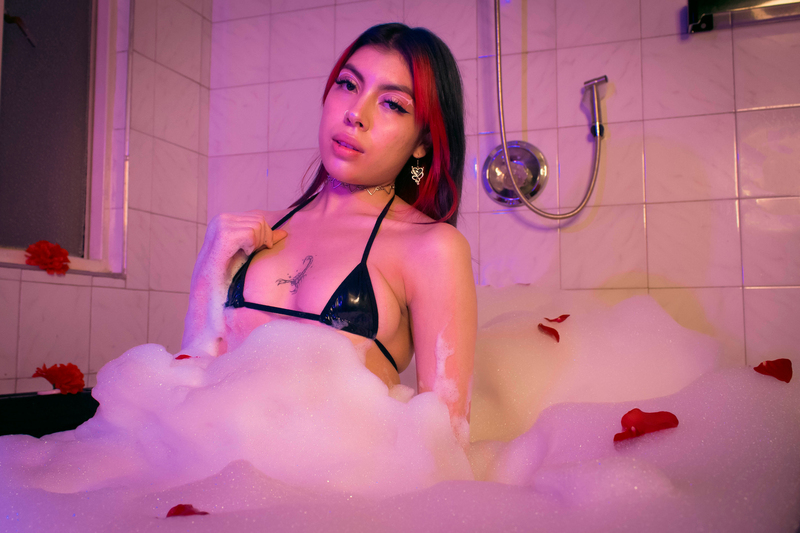 Performer SamantaDevous Photo 12