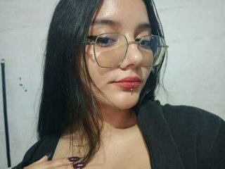 Image de profil du modèle de webcam kitty_tits19