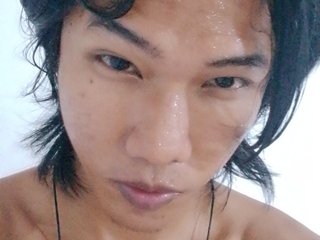 Imagen de perfil de modelo de cámara web de DivinVerse