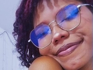 Image de profil du modèle de webcam HellaMistKm