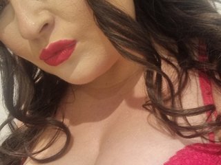 BRITISHANDNAUGHTYXOX profilbild på webbkameramodell