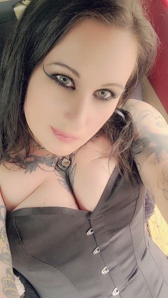Performer GothicRaven Photo 6