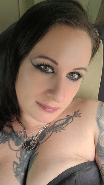 Performer GothicRaven Photo 8