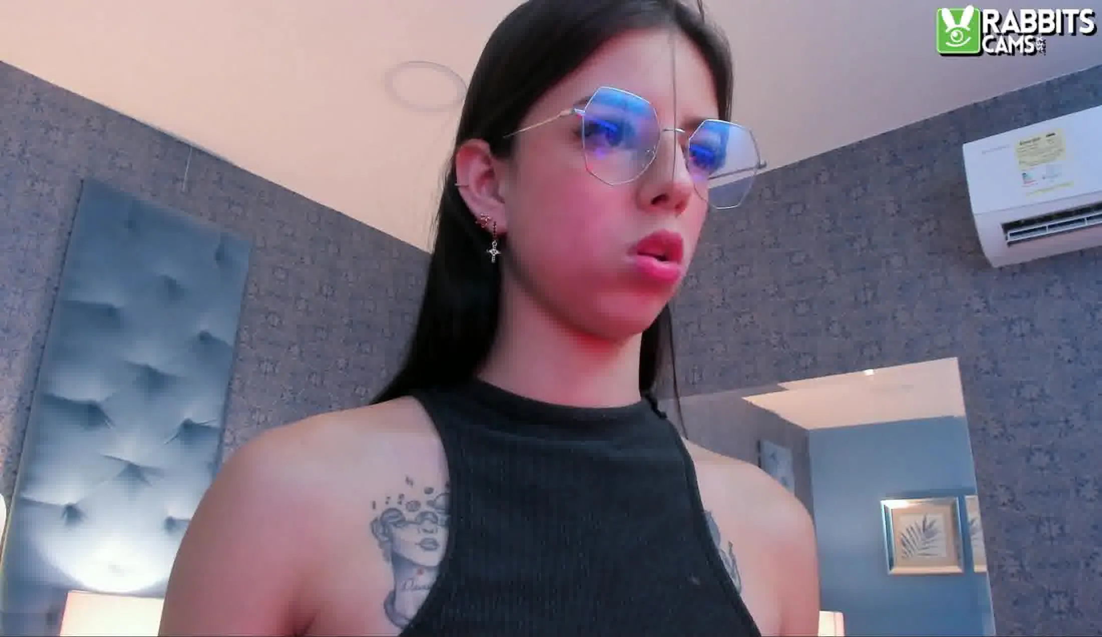 Artiest KarennCarter Video 1