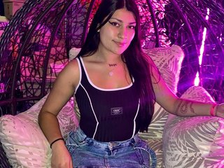 Ariaa_white immagine del profilo del modello di cam