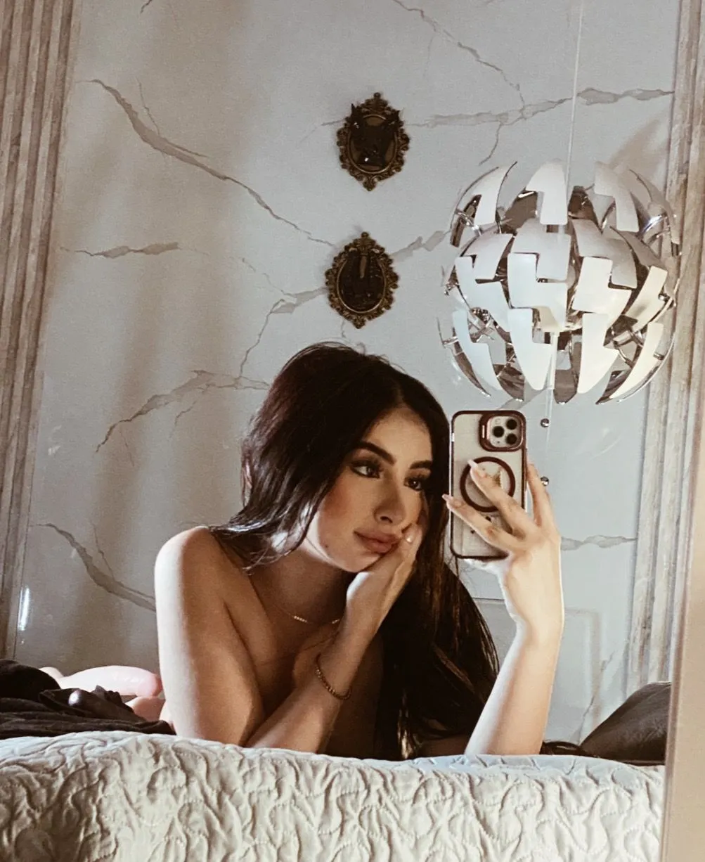 Artista MagieeThomson Foto 3