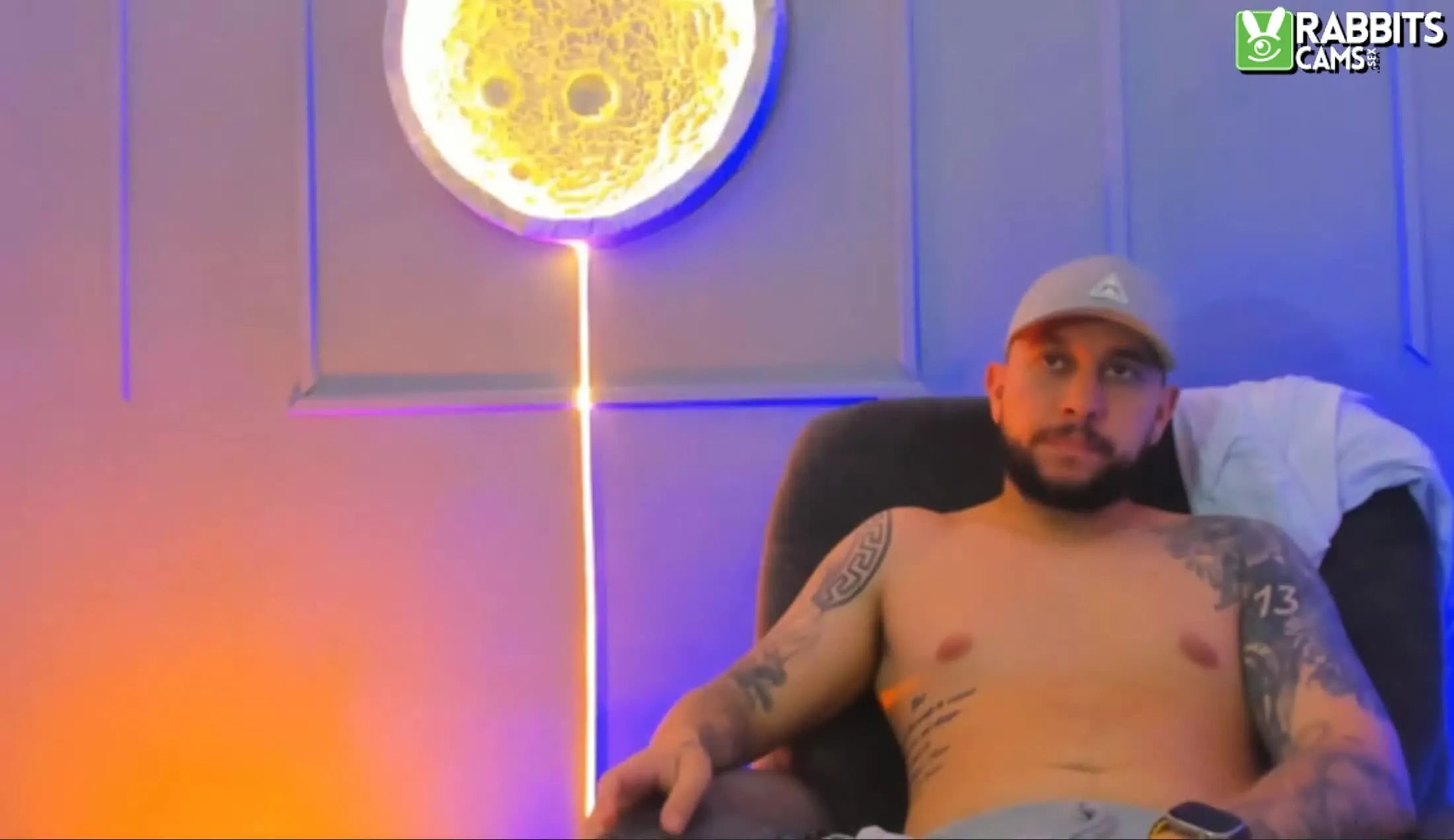 Intérprete ChrisLeonee Video 1