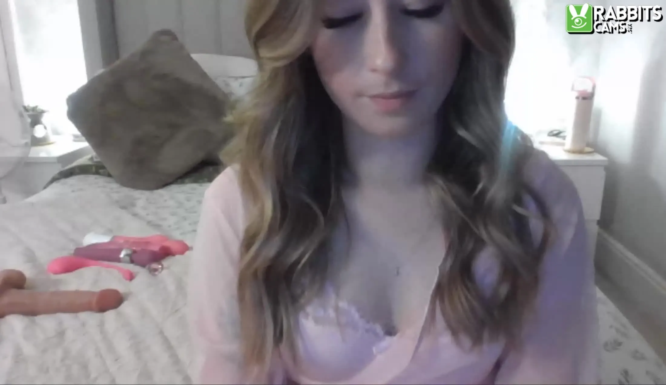 Artiest Petite_English_AmeliaX Video 1