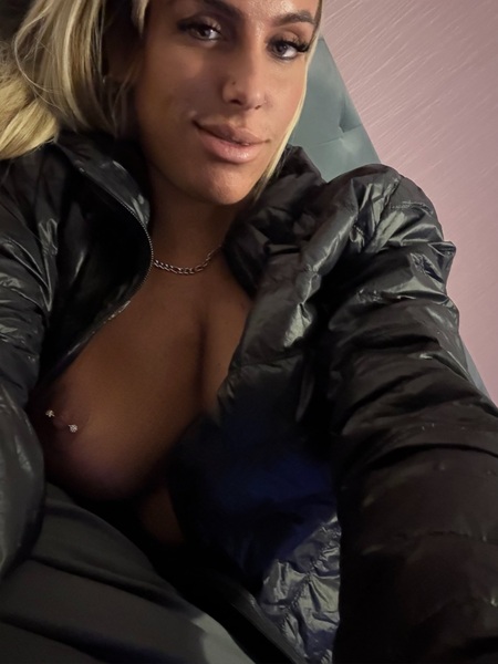 Artista PoppyIngal Foto 6