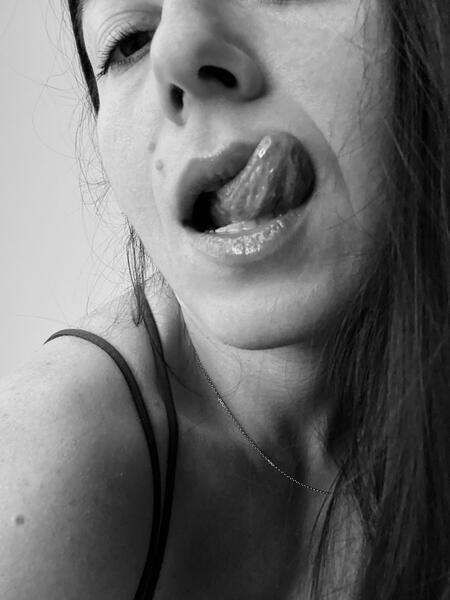 Artista Amber_Sin Foto 9