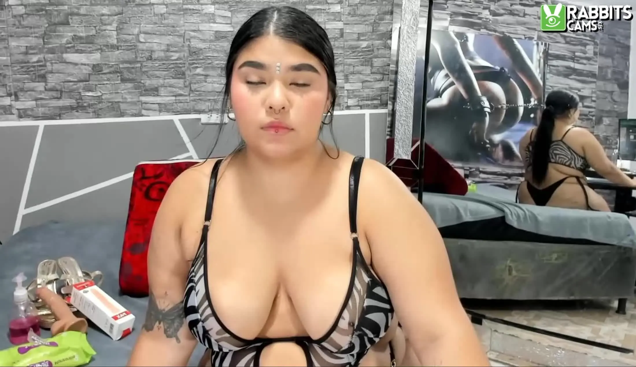 Intérprete Hugee_Ass Video 1
