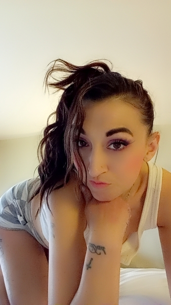 Performer NyssaAurora Photo 2