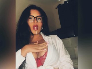 Image de profil du modèle de webcam Bustybbw_Leila429