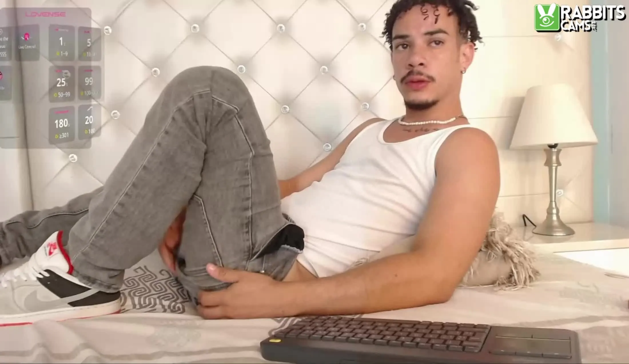 Performer Hotwildleo Video 1