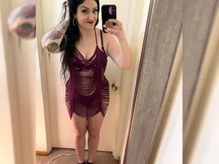 CurvyPeachXO