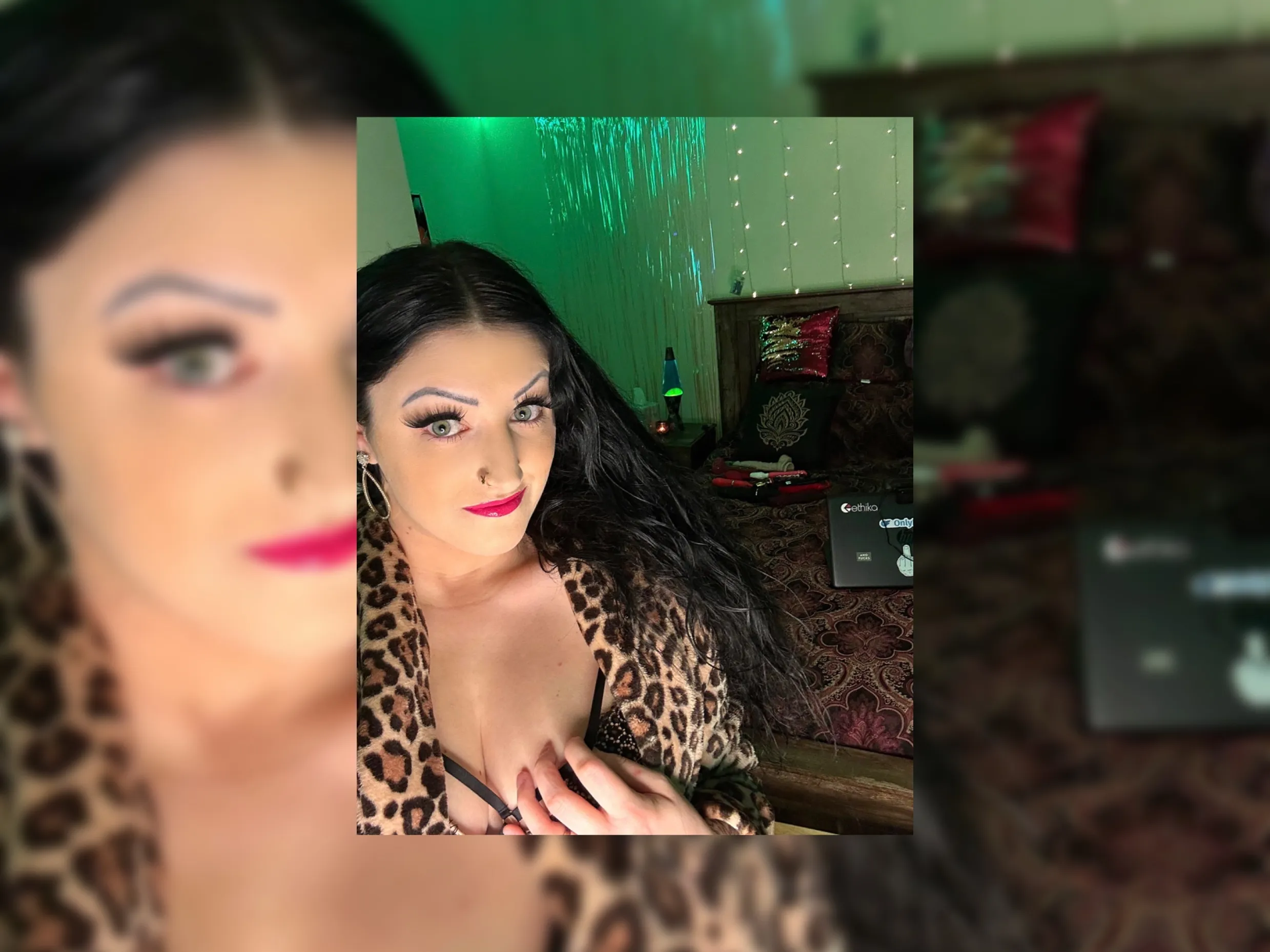 Artist CurvyPeachXO Foto 2