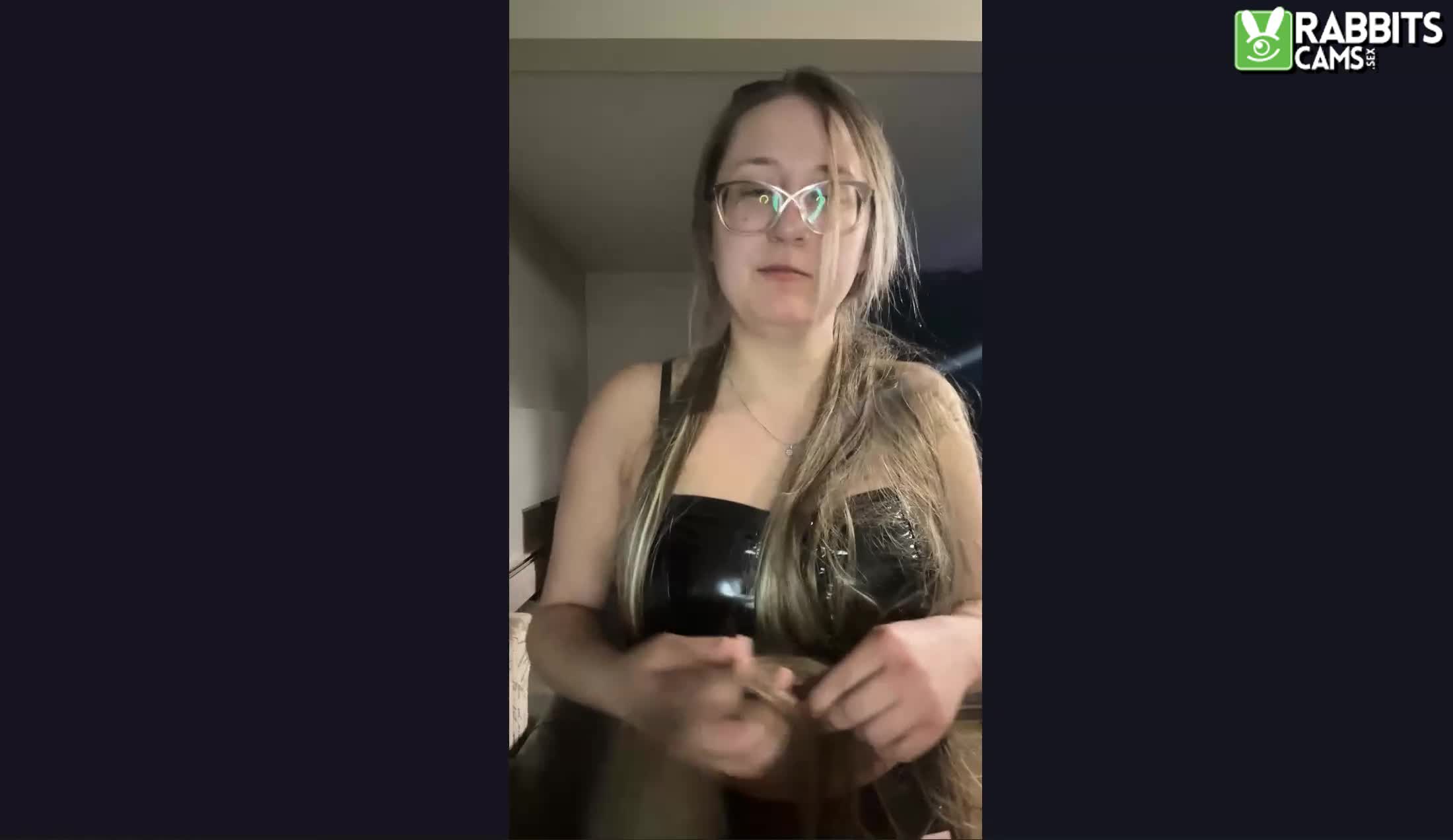 Intérprete MyaRhoades Video 1