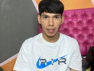 AlexxWhite profielfoto van cam model 