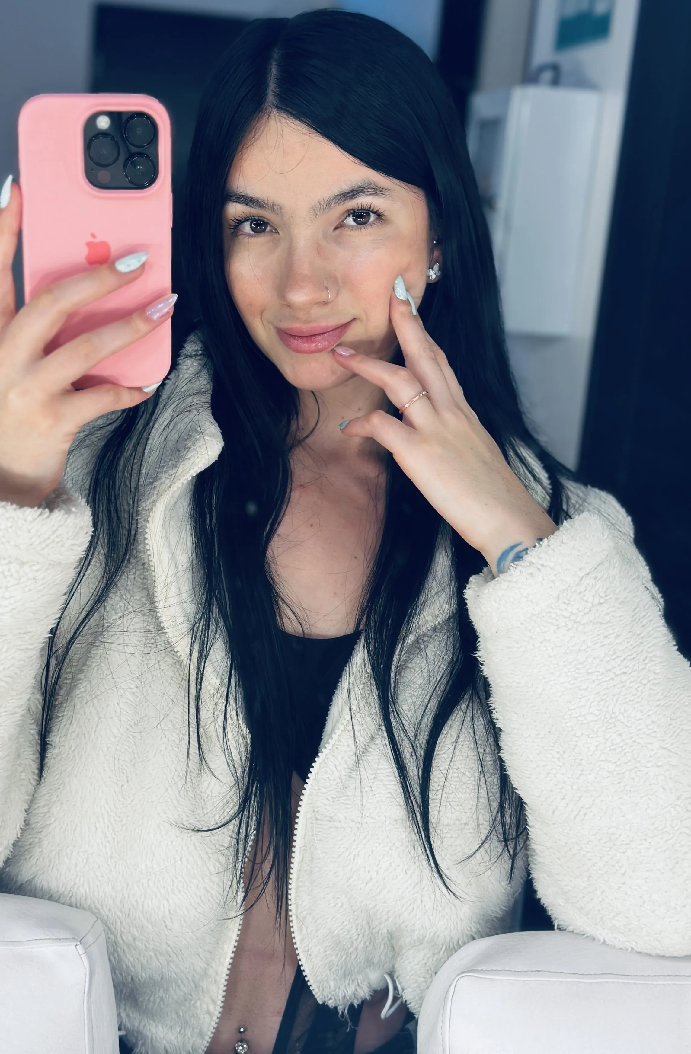 Performer KrisJossh Photo 3