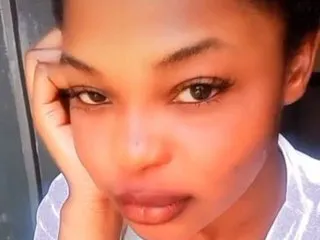 SugarPlumxx95 profilbild på webbkameramodell