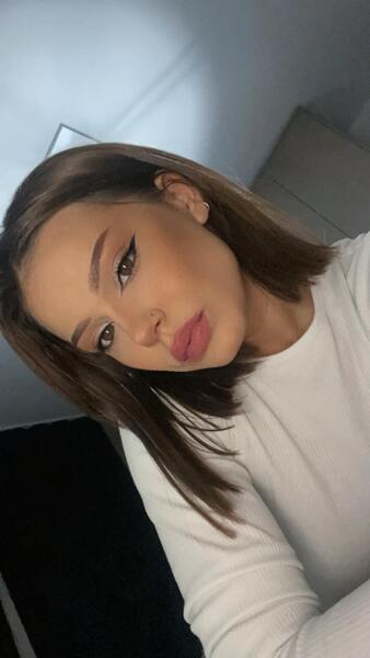 Artista LoraV Foto 3