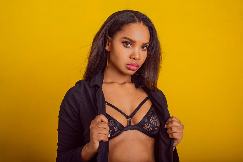 Interprete BeccaHilton Foto 5