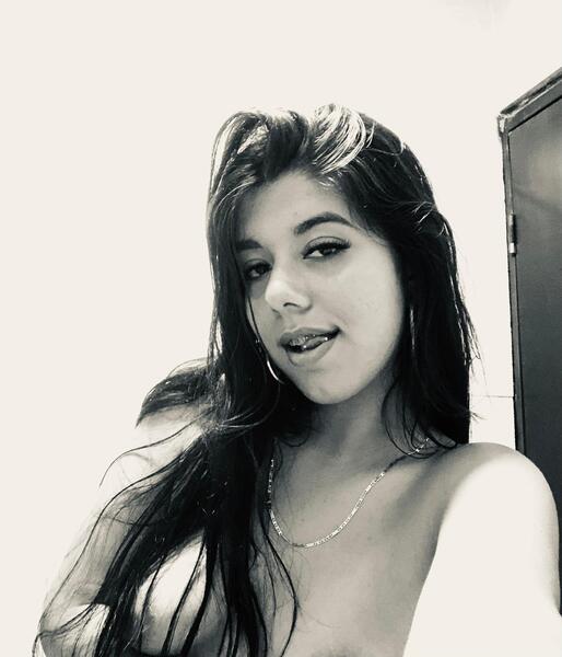 Intérprete AshleeyHillss Foto 3