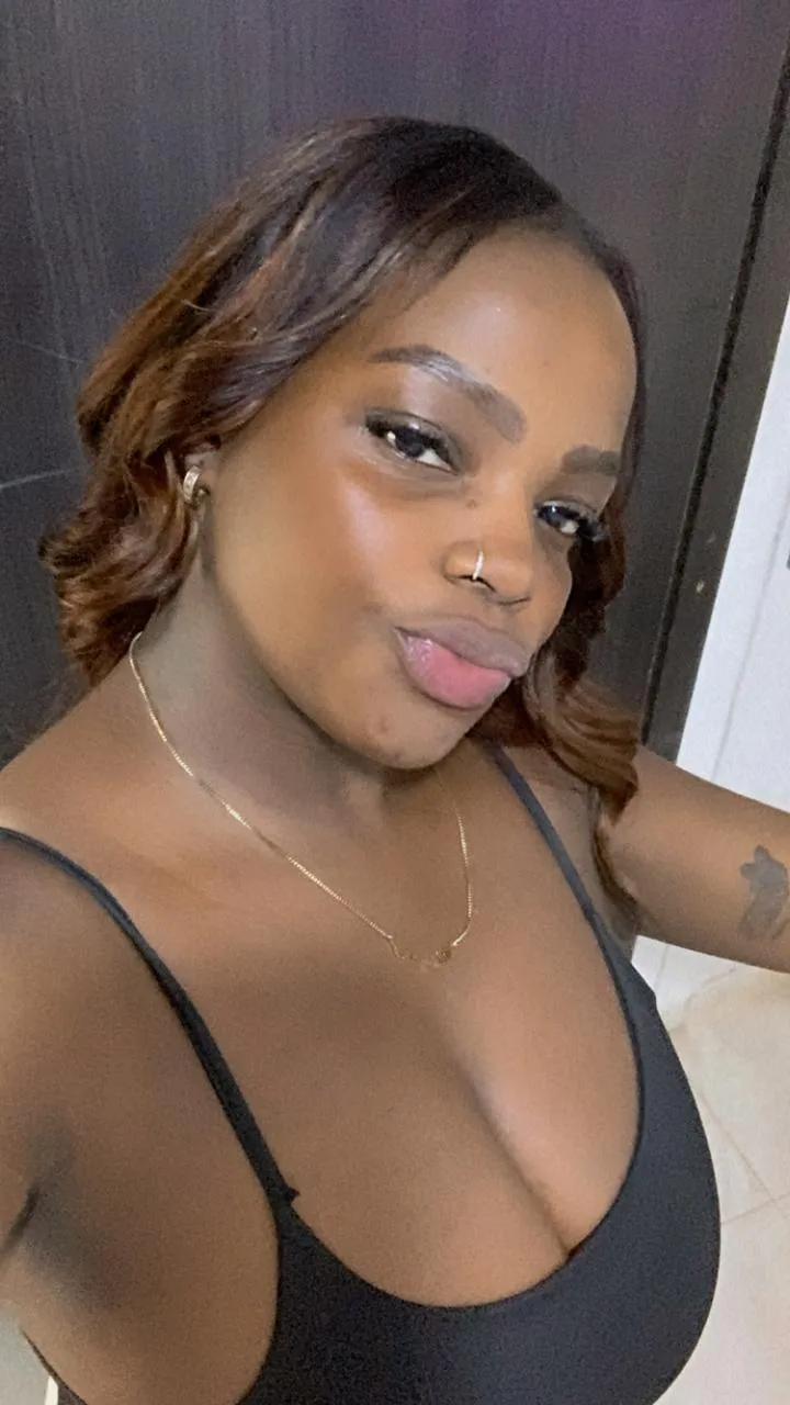 Interprete NathyPharker Foto 1