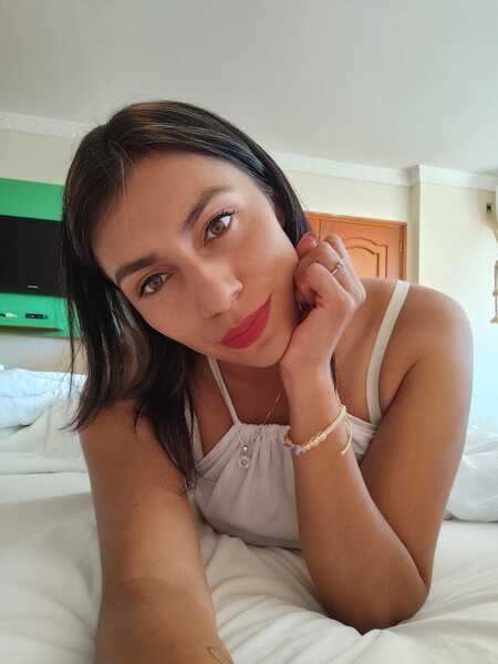 Performer KiraNoirFx Photo 12