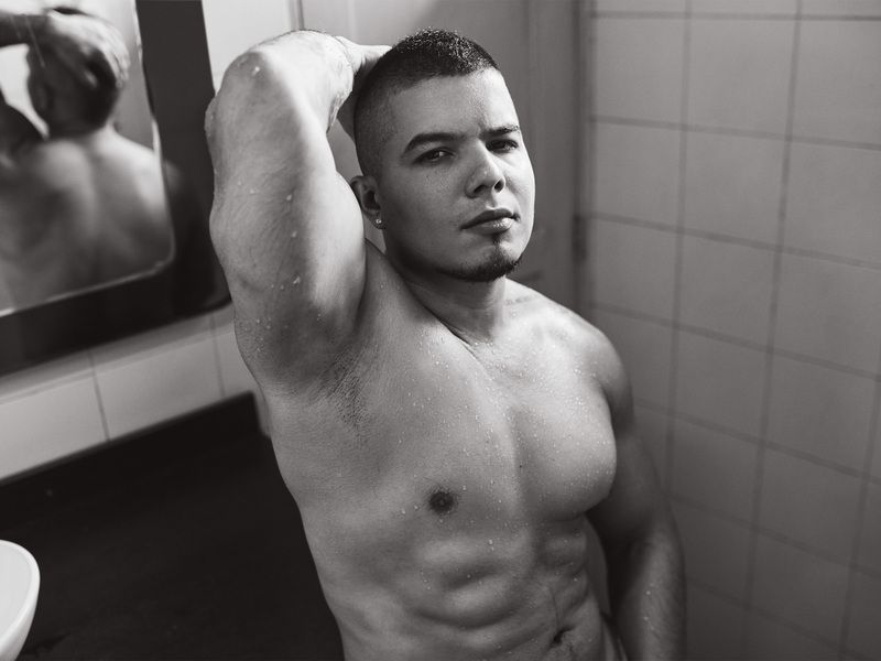 Performer chrisbaker Photo 2