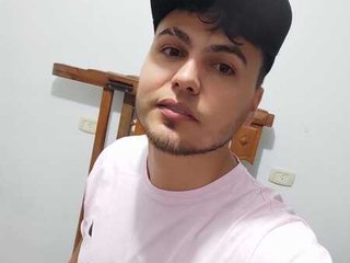 Image de profil du modèle de webcam DanielHotGiil