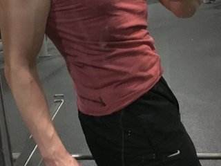 Toplad immagine del profilo del modello di cam
