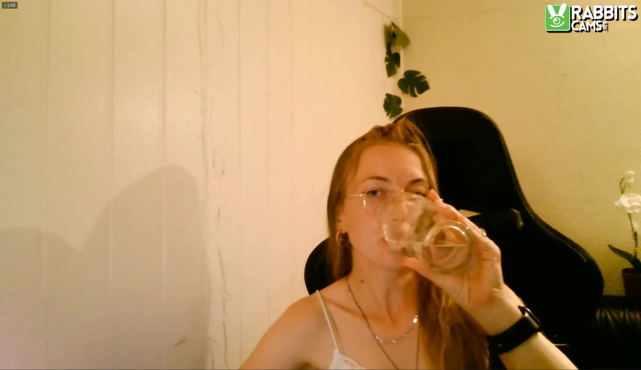 Interprete Anasteysha_Beauty Video 1