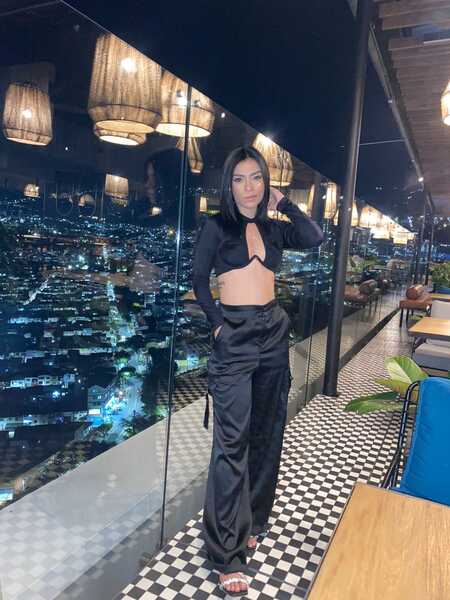 Performer Mia_Evaans Photo 6