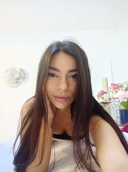 Performer Mia_Evaans Photo 7