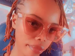 Image de profil du modèle de webcam Carolnectar