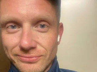 Image de profil du modèle de webcam CoulsonScott