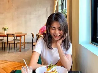 AineQueen immagine del profilo del modello di cam