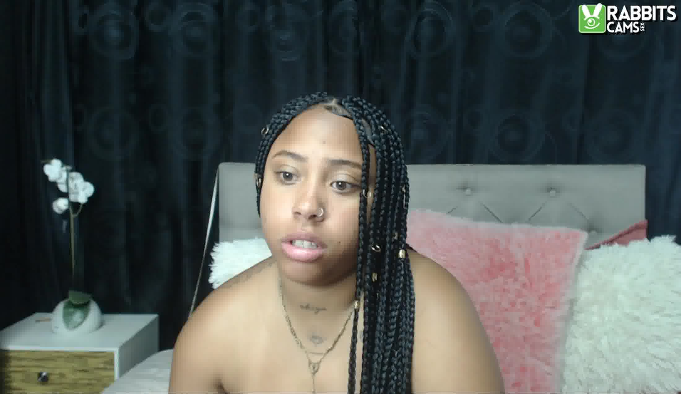 Interprete Rebekakenye Video 1