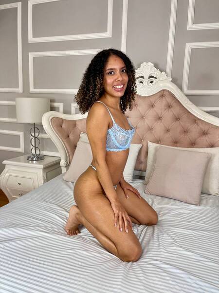 Artiest SaraCurly Foto 2