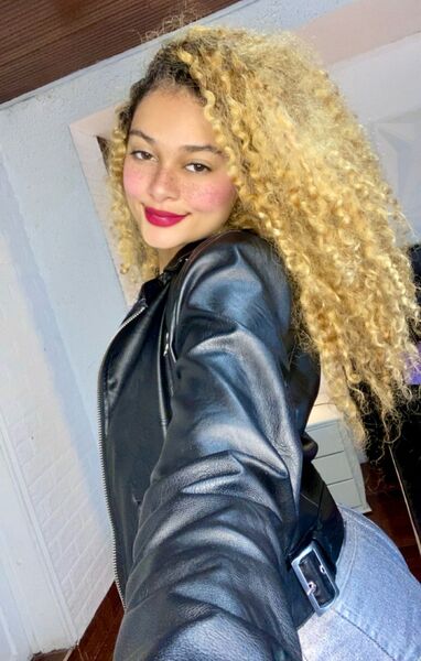 Performer Hopeemarshall Photo 8