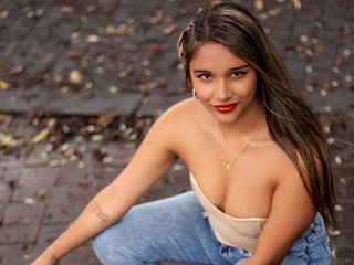 Imagen de perfil de modelo de cámara web de Tania_Carter
